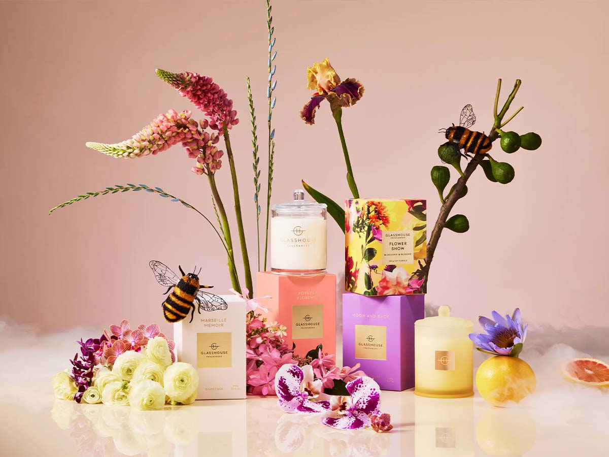 بهترین عطرهای بهاری نوروز: راهنمای کامل انتخاب رایحه مناسب جشن