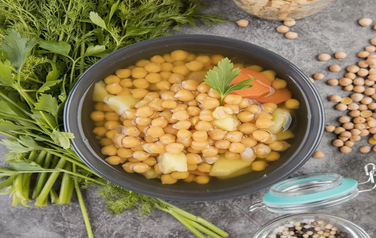 طرز تهیه نخود آب خوشمزه و خواص آن برای سلامتی