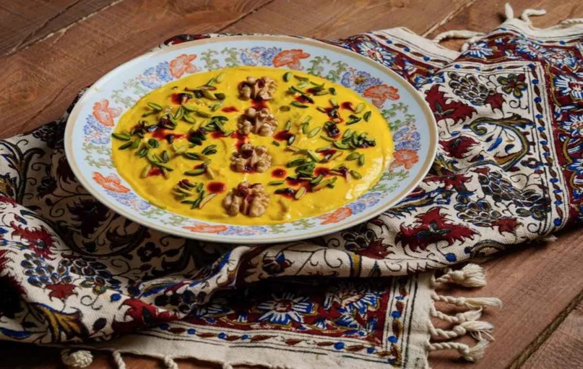 طرز تهیه خورشت ماست اصفهان با نکات مهم و اصولی