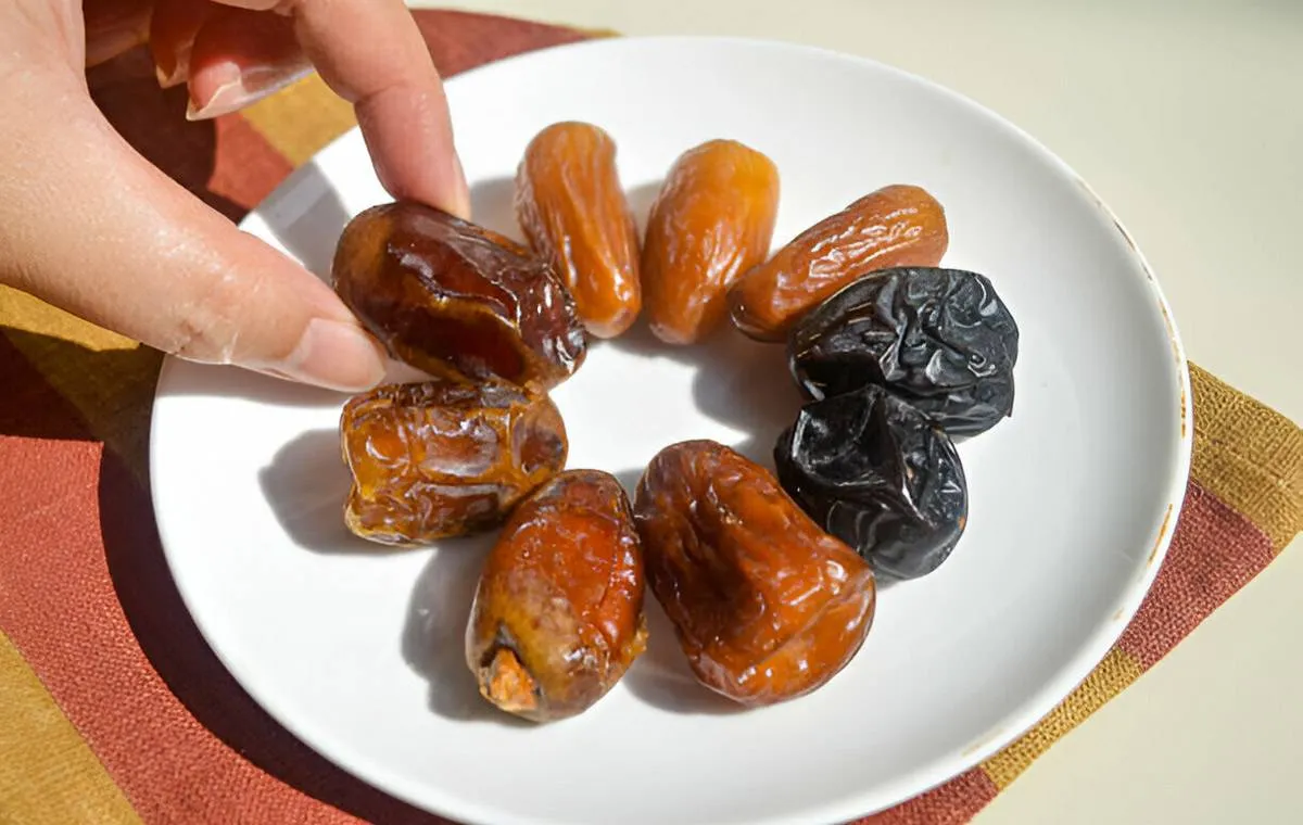 مقایسه کالری خرما و قند و تأثیر آن بر سلامتی