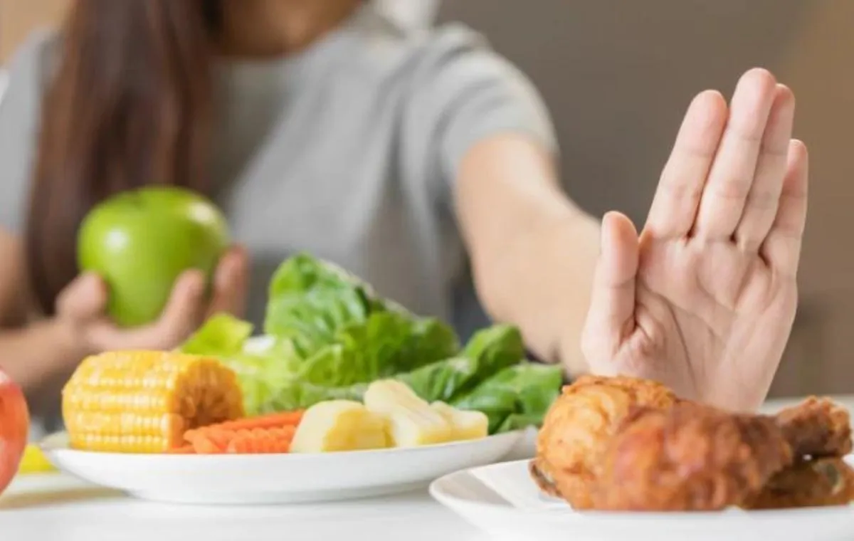 راهنمای تغذیه تابستانه: بهترین و بدترین غذاها برای فصل گرما