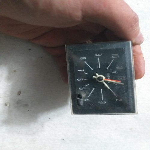 فروش ساعت ماشین قدیمی آلمانی با بهترین قیمت