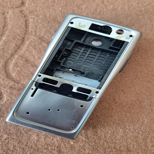 فروش قاب نیمه کامل فلزی گوشی نوکیا N91 با قیمت مناسب