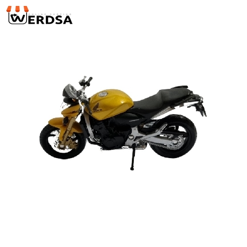 موتور بازی Honda Hornet با طراحی جذاب و قدرتمند