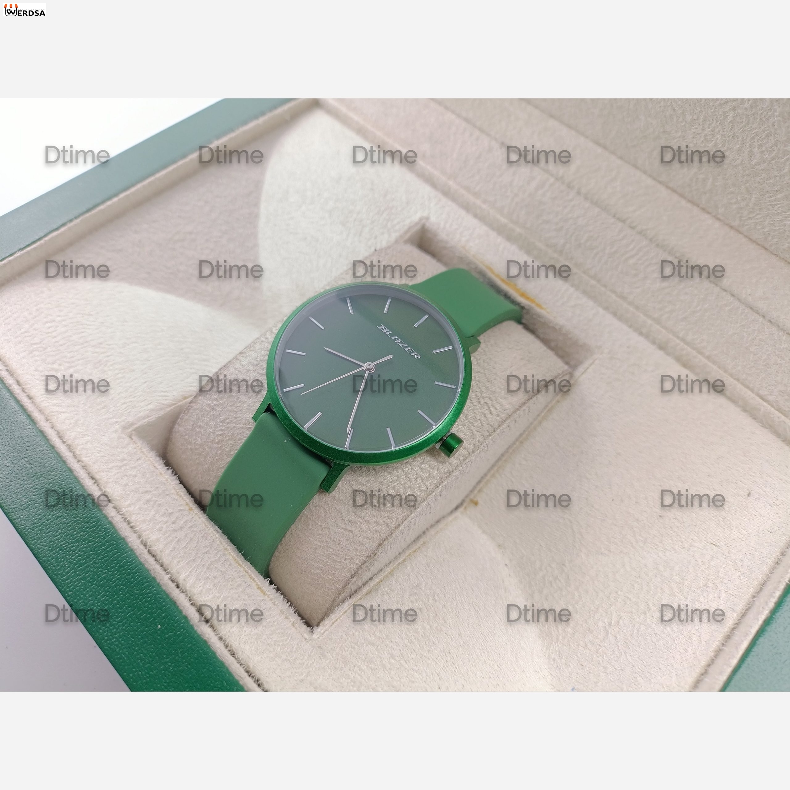 ساعت بلیزر سبز تک زنانه با صفحه مشکی و دور سبز