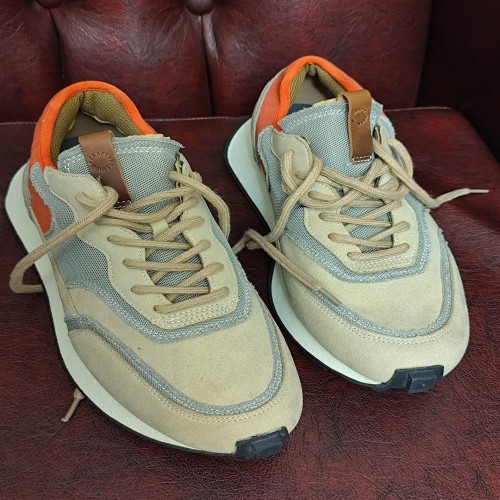 فروش کتانی کانادایی FF سایز 42