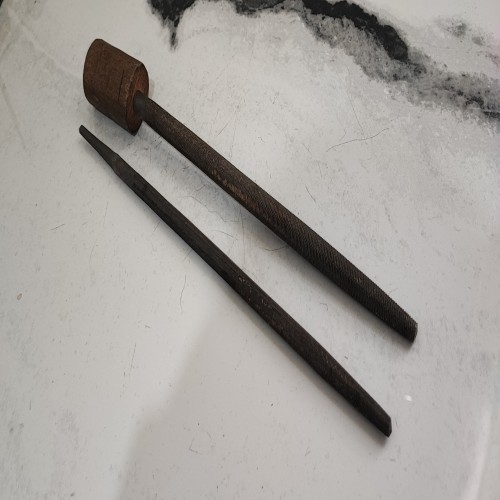 فروش دو عدد سوهان گرد قدیمی