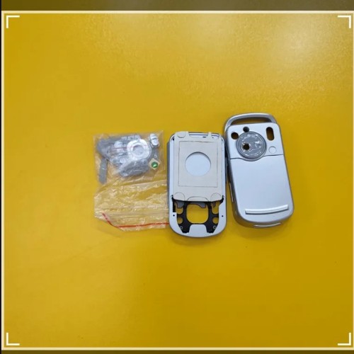 فروش قاب سونی اریکسون W550 نقره ای با بهترین قیمت