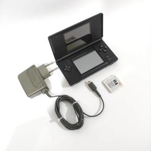 فروش نینتندو دی اس لایت اصل با قلم و کارت R4