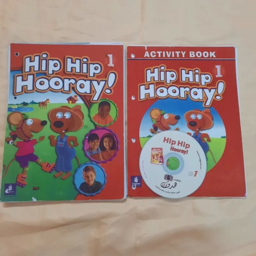 کتاب هیپ هیپ هورای 1 با سی دی و برگه‌های جداشده