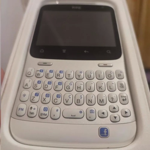 فروش گوشی HTC Chacha نو و کلکسیونی با لوازم کامل