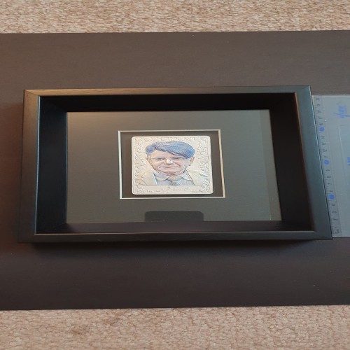 فروش یادبود استاد شجریان به مناسبت هشتادمین سالروز تولد