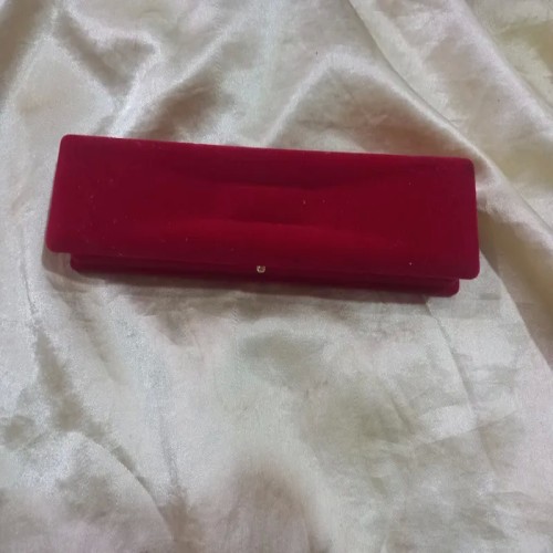 فروش جعبه زیورآلات دستبند مخملی شیک و لوکس