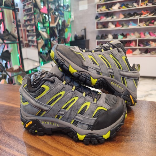 کتونی مرل اورجینال با زیره ضد لغزش و رنگبندی خاص