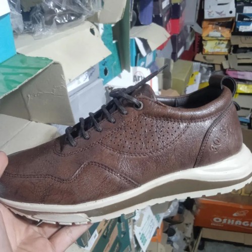 فروش کفش مردانه سایز 40 تا 44 با قیمت مناسب