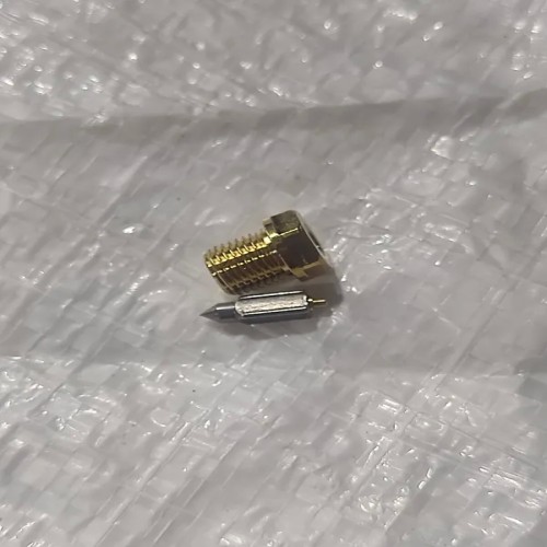 فروش بوش سوزن کاربراتور یاماها100 مدل پایین