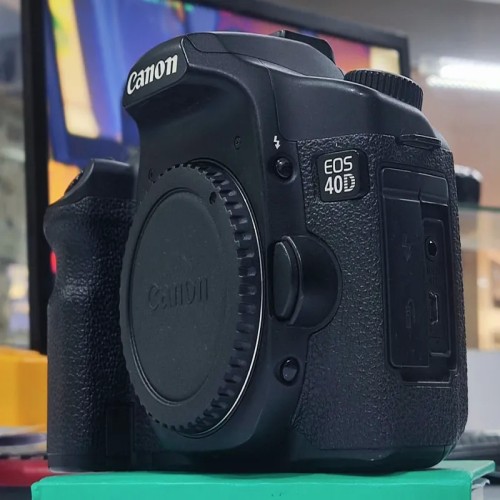 فروش دوربین Canon 40D خیییلی تمییز
