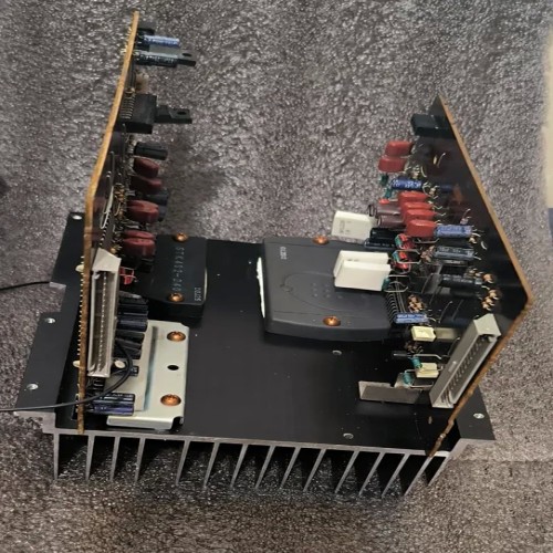 فروش آمپلی فایر 600 وات RMS دو STK هیت سینک عالی