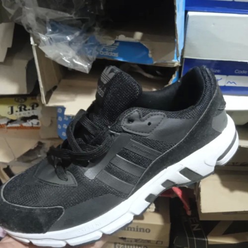 فروش کفش مردانه مناسب سایز 41 و 44 با کیفیت