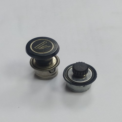 فروش دو عدد فندک ماشین با کیفیت عالی