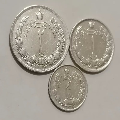 فروش سکه رضا شاهی 2 و 1 و نیم ریالی کد 02 0147