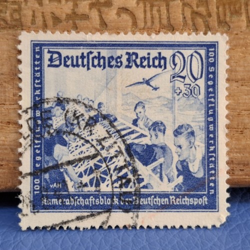 فروش تمبر ارزشمند و مهر خورده آلمان نازی و رایش هیتلر