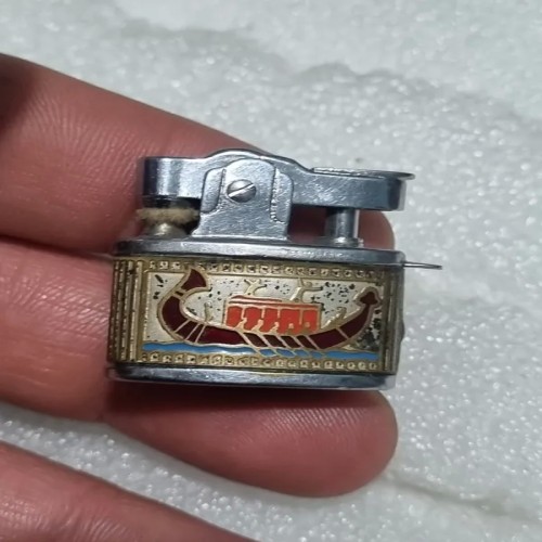 فروش فندک بندانگشتی بنزینی با بدنه مینا