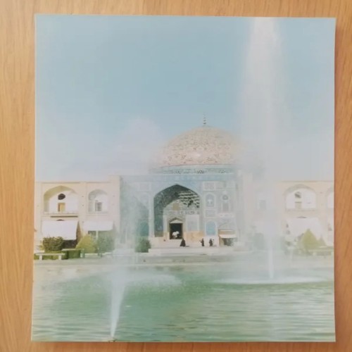 فروش عکس دوربینی از مسجد شیخ لطف الله نقش جهان اصفهان