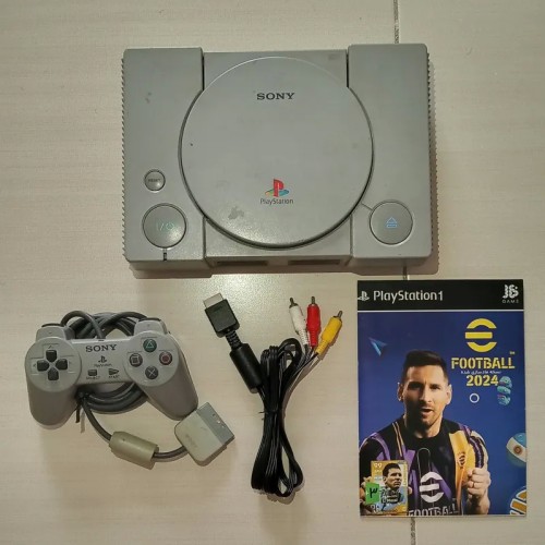 فروش کنسول پلی استیشن 1 مدل SCPH 9002 سالم