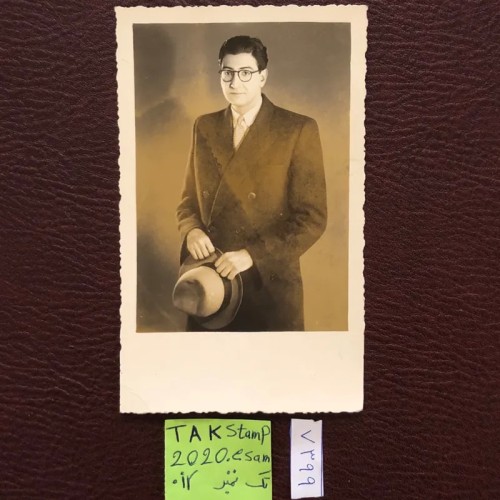 فروش عکس باارزش روز قبل از سفر امریکا 1325