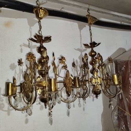 فروش دو عدد لوستر برنجی قدیمی و سالم با قیمت مناسب