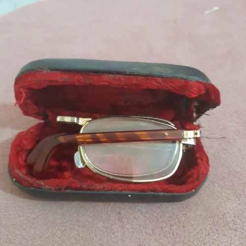 فروش عینک تاشو قدیمی کلکسیونی با کیفیت عالی