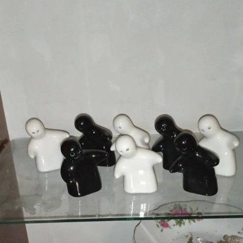 فروش نمکدانهای ادمکی سیاه و سفید کاری فاخر