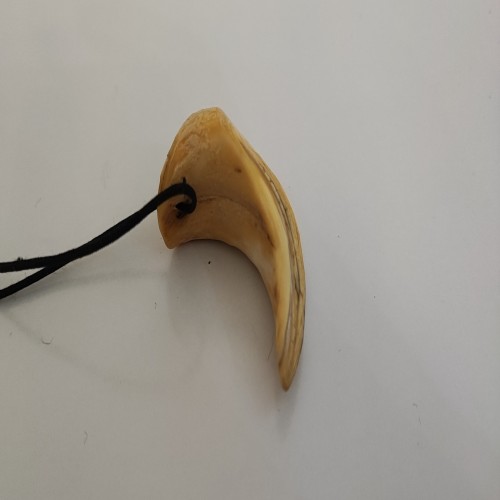 گردنی طبیعی نایاب و قدیمی برای کلکسیونرها