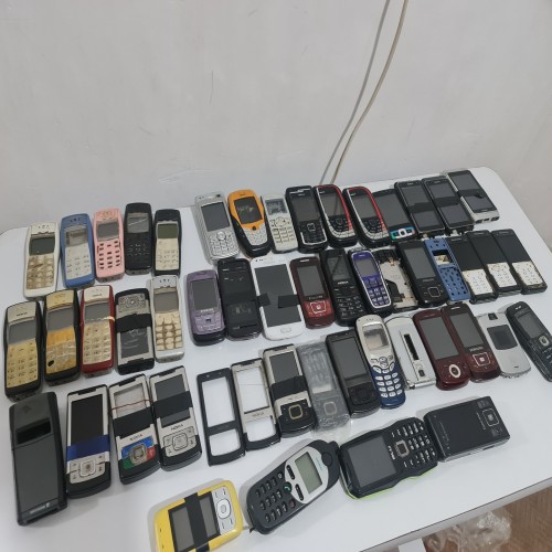 فروش قاب و السیدی گوشی‌های قدیمی و نوکیا