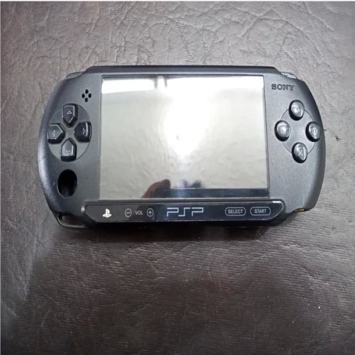 فروش PSP Street معیوب با صفحه شکسته و شارژر اصل