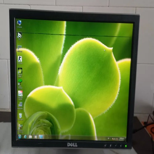 فروش مانیتور LCD 17 اینچ با کیفیت بالا و قیمت مناسب