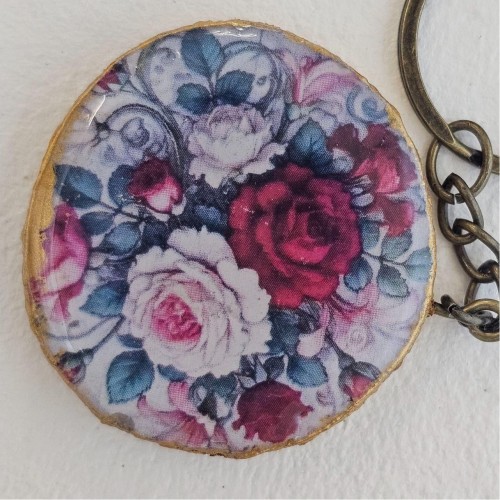 فروش جاکلیدی دست ساز چوب گردو با طراحی خاص