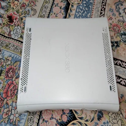 فروش کنسول ایکس باکس 360 آرکید سفید سالم و کپی خور