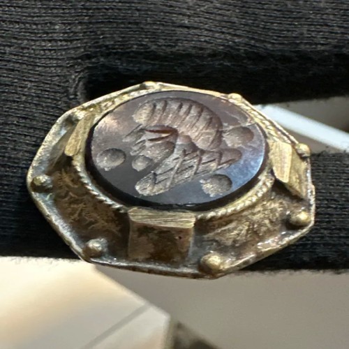 فروش انگشتر ورشو قاجاری با طراحی قدیمی و رکاب ورشو