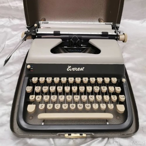 خرید دستگاه تایپ فلزی در حد نو ساخت ایتالیا