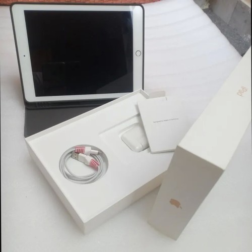 فروش آیپد نسل 6 9.7 اینچ در تهران با گارانتی