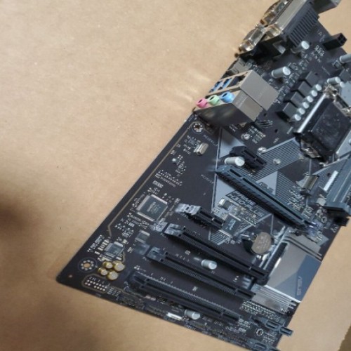 فروش باندل سی پی یو رم مادربرد نسل 9 کاملا سالم