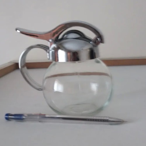 فروش شکر پاش کوچک شیشه ای توضیحات دارد