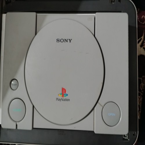 فروش پلی استیشن سالم PS1 با دسته خراب و بدون اتصال