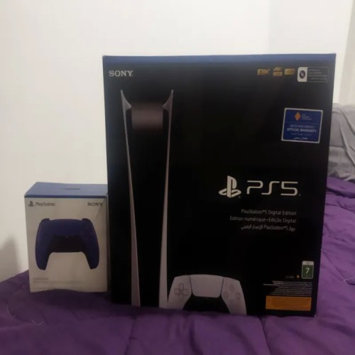 فروش PS5 دو دسته و مجموعه بازی‌های قانونی