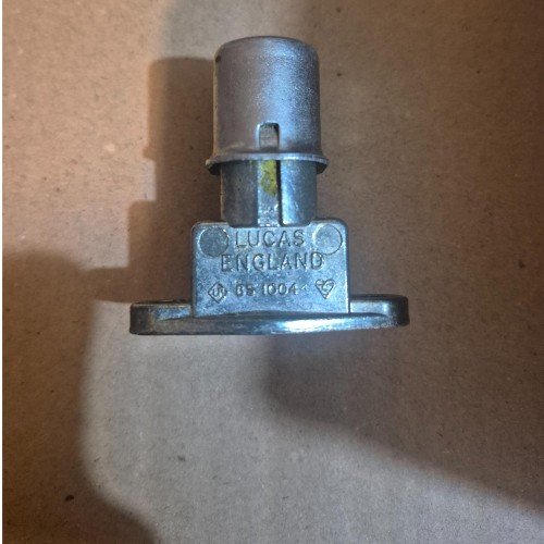 فروش استپ نور بالا پایین زیر پا پیکان لوکاس ی