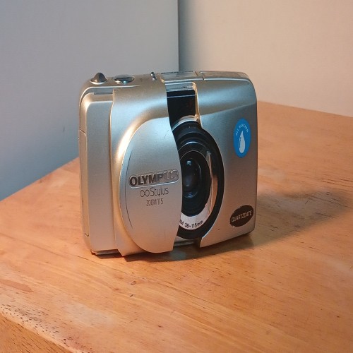 فروش دوربین پوینت اند شوت olympus zoom 115