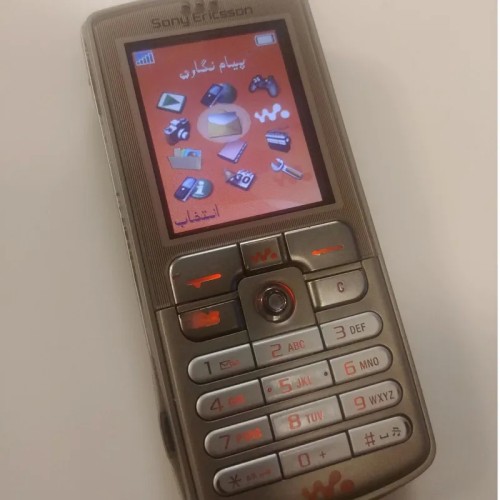 فروش سونی اریکسون W700 با ریجستر سالم و تضمین کیفیت