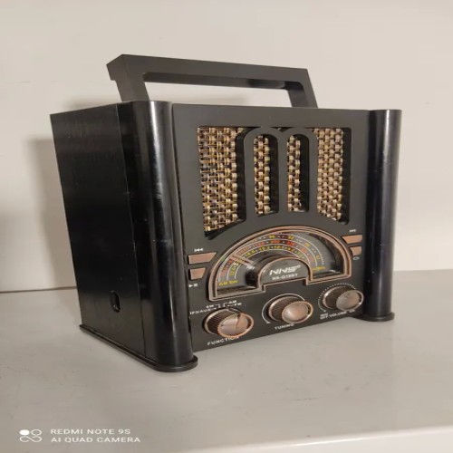 فروش رادیو قدیمی با بلوتوث و USB | طرح زیبا